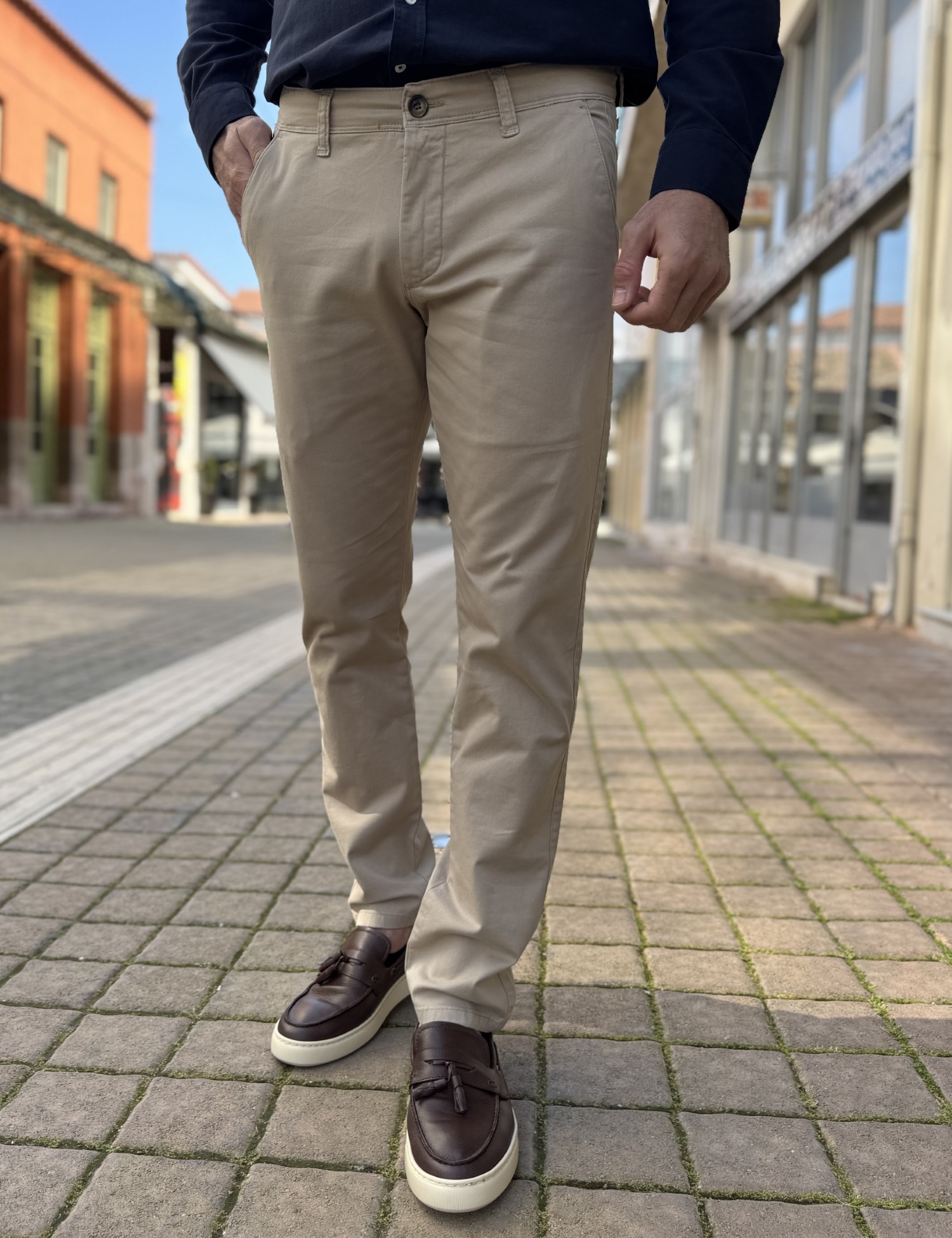 Ανδρικό μπεζ παντελόνι υφασμάτινο Chinos Slim Fit 2326